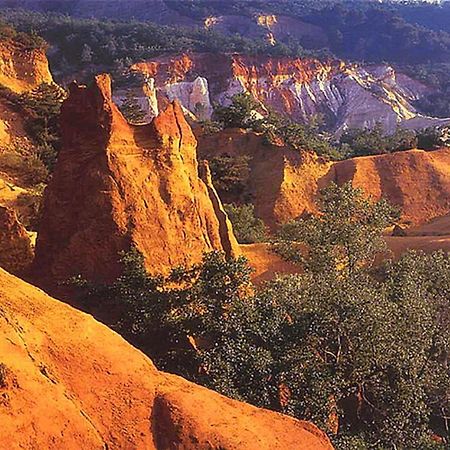 Chemin De Saint-Joseph Βίλα Rustrel Εξωτερικό φωτογραφία