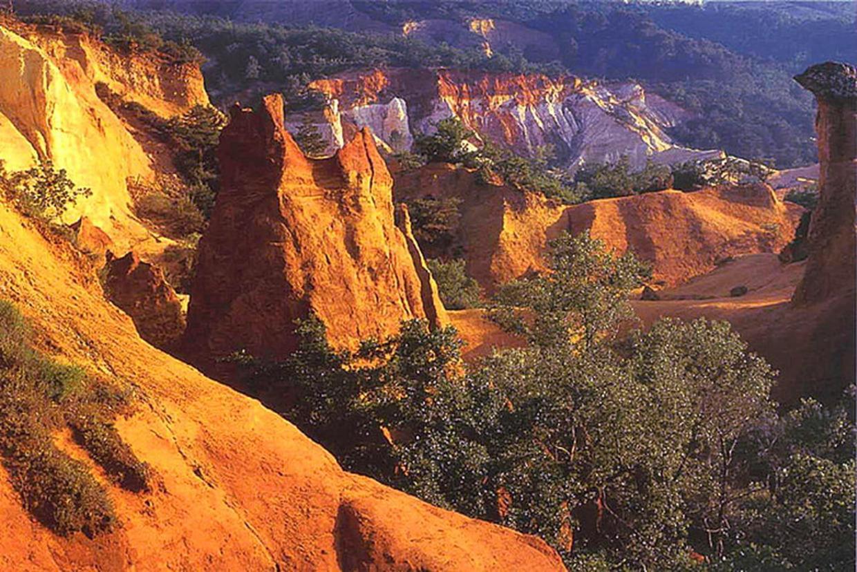 Chemin De Saint-Joseph Βίλα Rustrel Εξωτερικό φωτογραφία